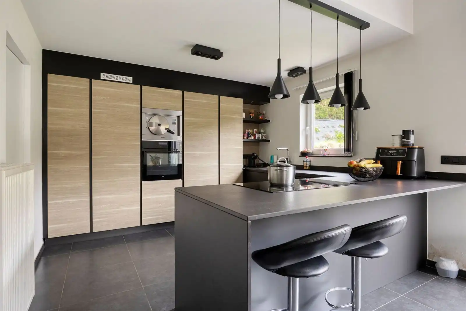 Alleenstaande woning met tuin foto 9