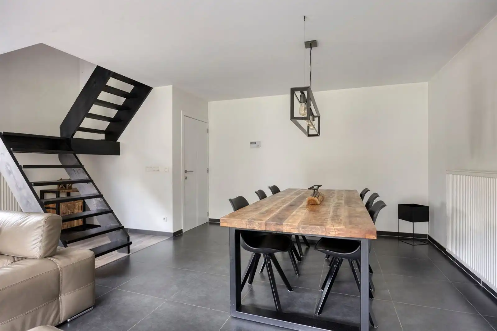 Alleenstaande woning met tuin foto 9