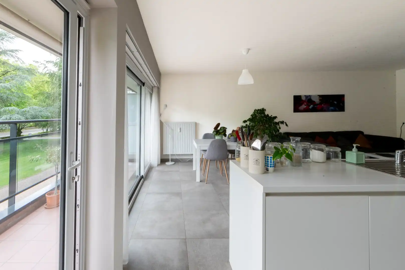 Rustig gelegen 2-slaapkamer appartement met 2 terrassen!    foto 6