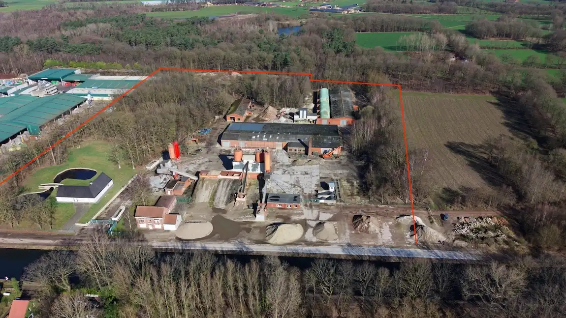 Industrieel-magazijn-logistiek te koop Steenbakkersdam 48 - 2340 Beerse