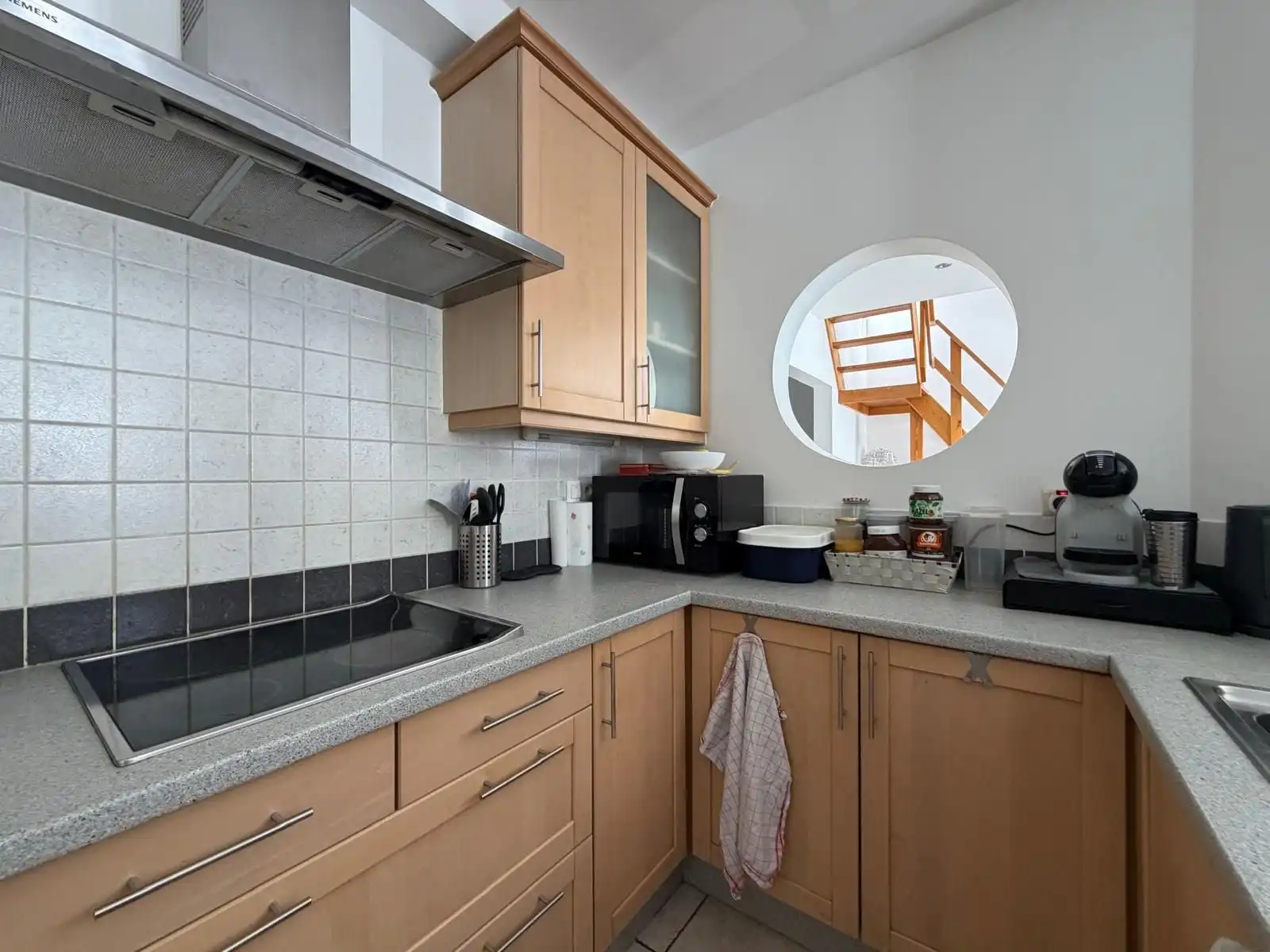 Duplex appartement te huur! foto 5