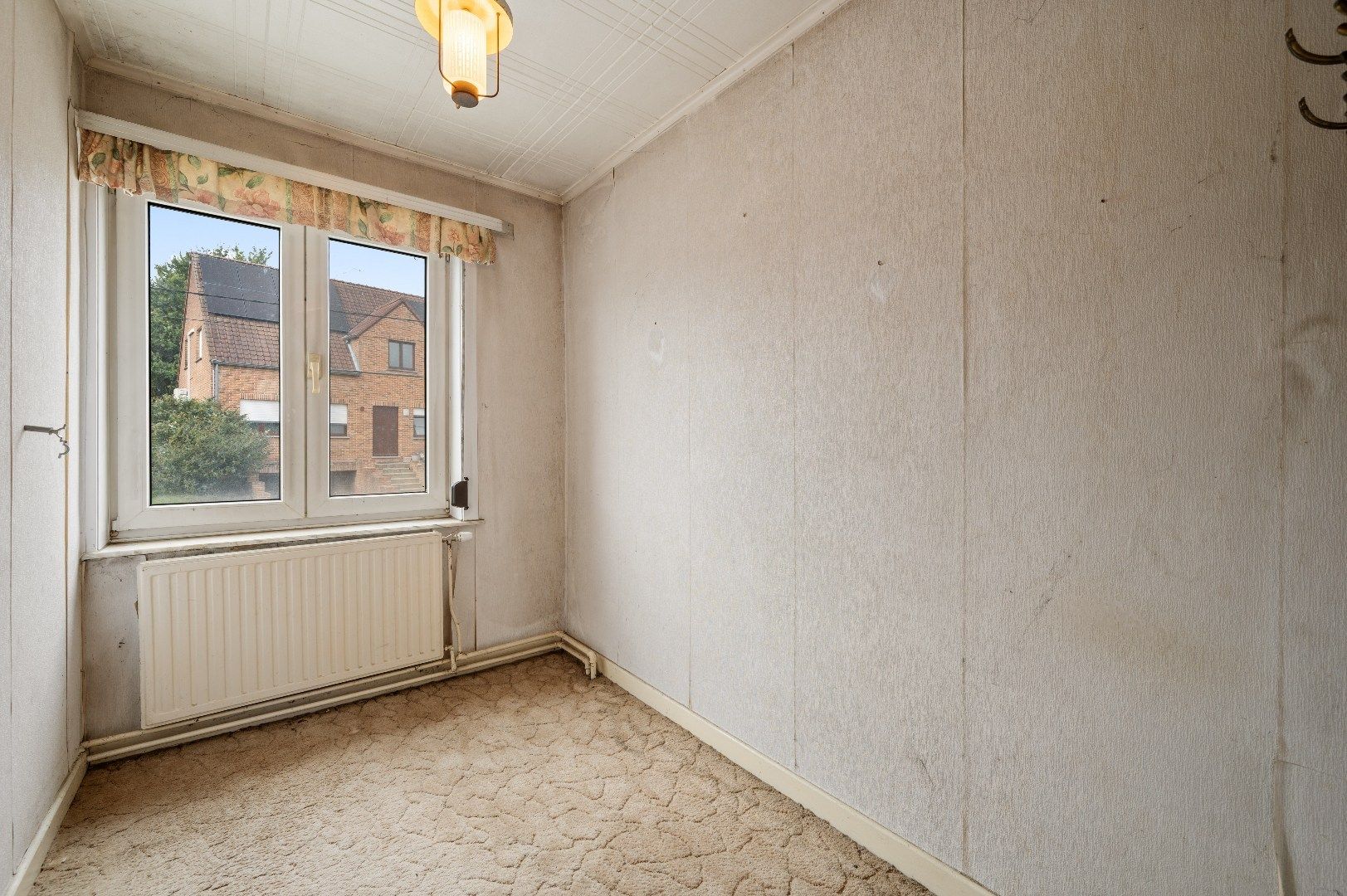 Te renoveren woning met veel potentieel op ruim perceel in Goetsenhoven (Tienen) foto 14