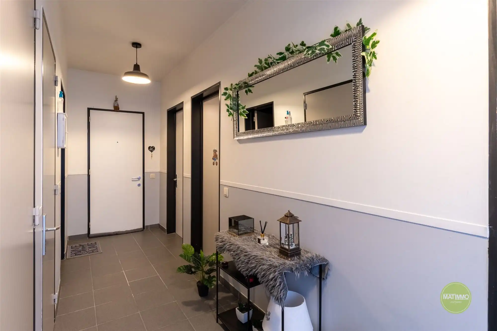 Appartement met 2 SK en terras nabij het centrum van Mol foto 10