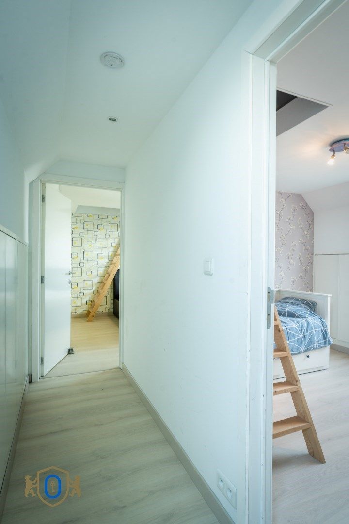 5-slpkr woning met garage & tuin foto 23