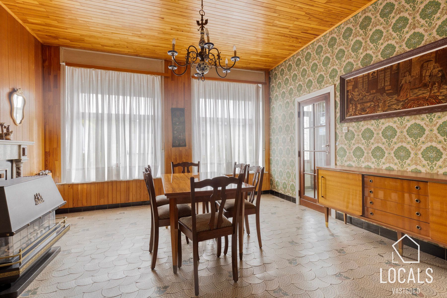 Goed gelegen HOB met tuin, garages, 3 slaapkamers en zolder foto 6