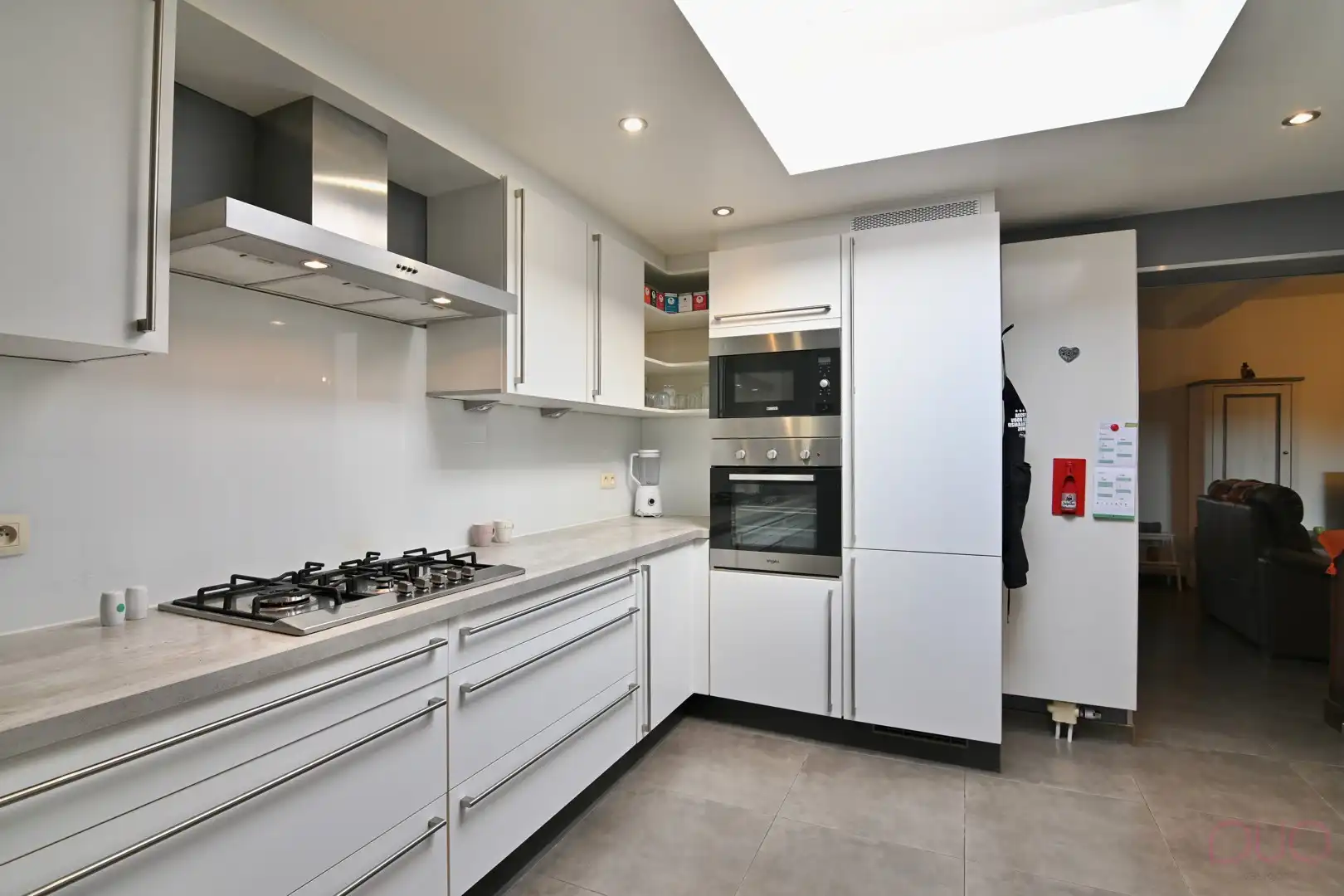 Instapklare woning met 4 slaapkamers en tuin foto 8