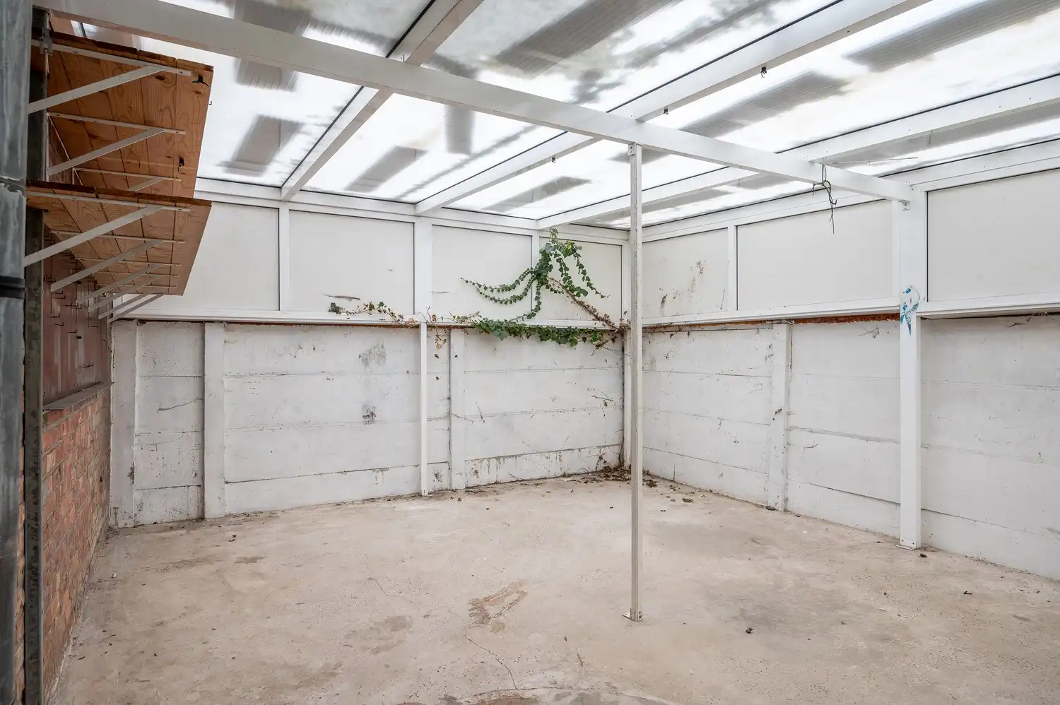 Halfopen bebouwing in doodlopende straat. foto 21