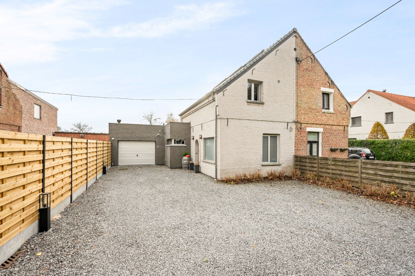 Instapklare halfopen woning met 4 slaapkamers, garage en zonnige tuin in Moorslede foto 17