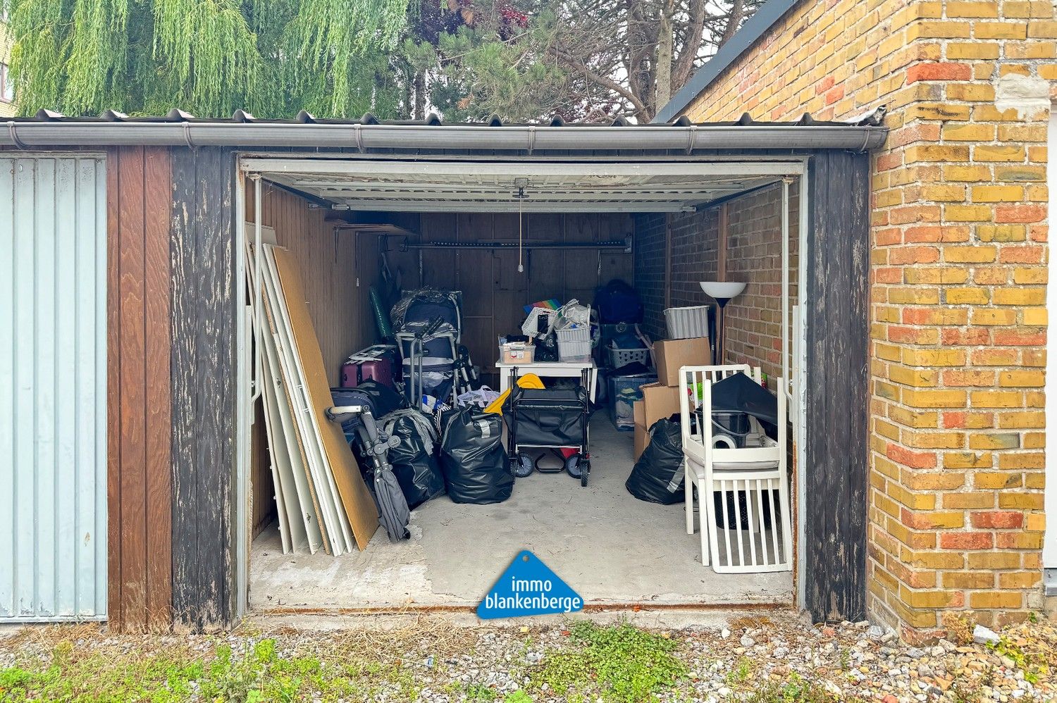 Afgesloten garagebox op centrale ligging in Blankenberge foto 5