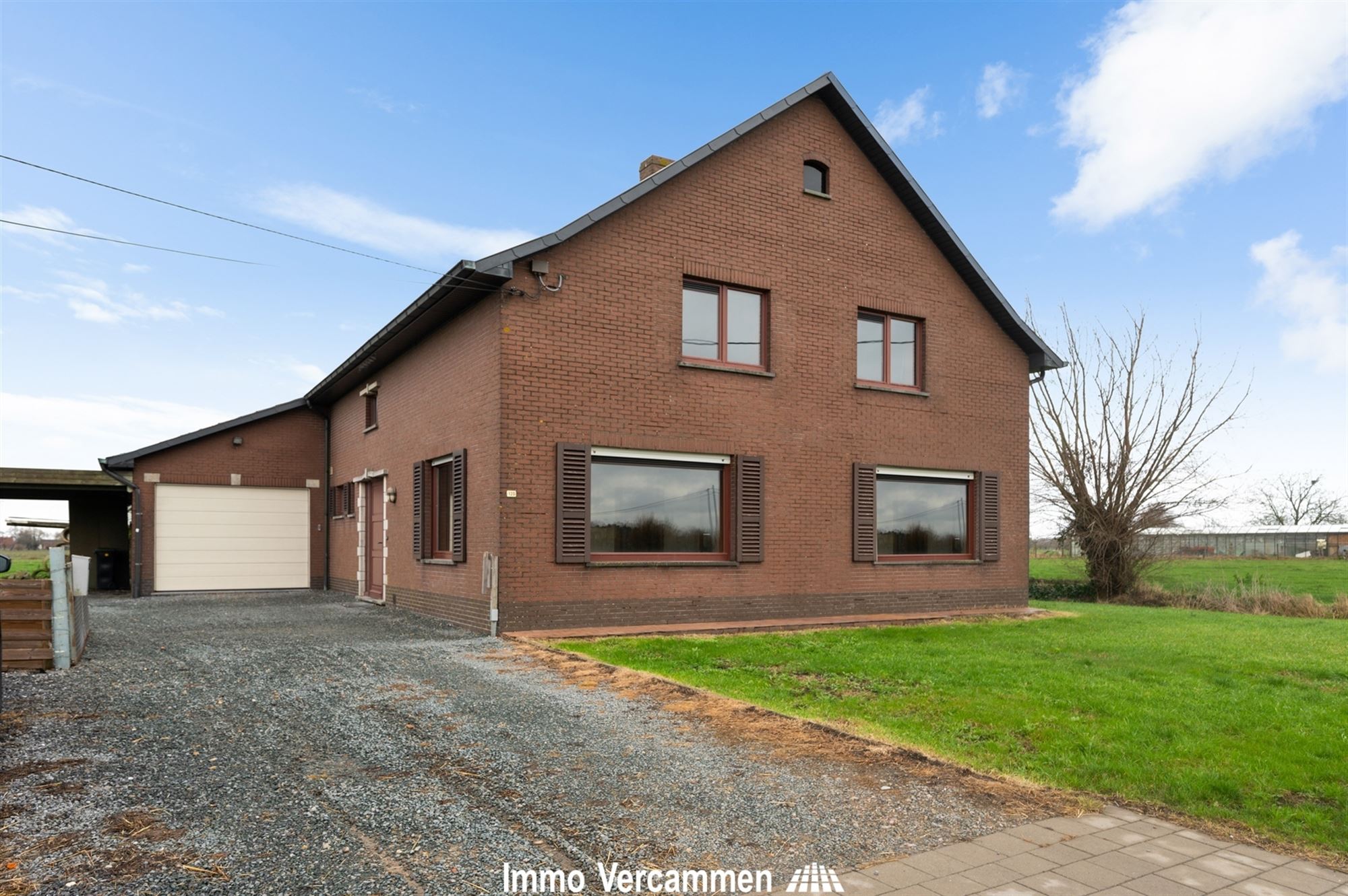 Verrassend ruime, landelijke woning te Putte foto 2