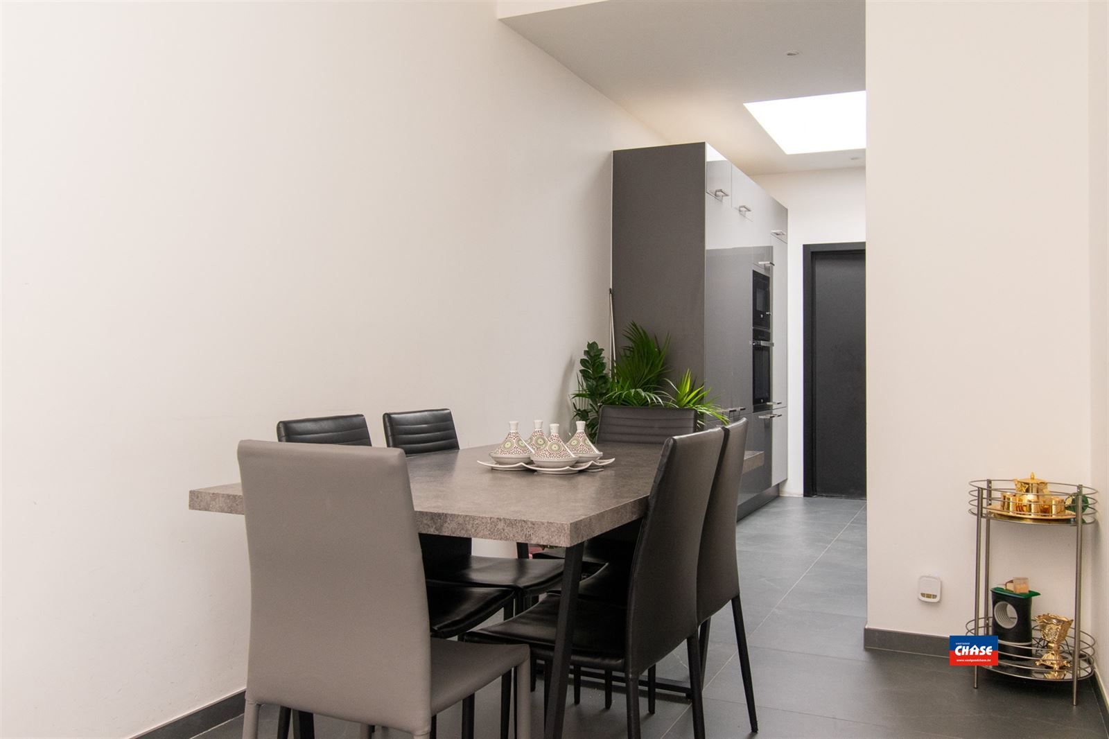 Instapklare woning met 4 slaapkamers foto 8