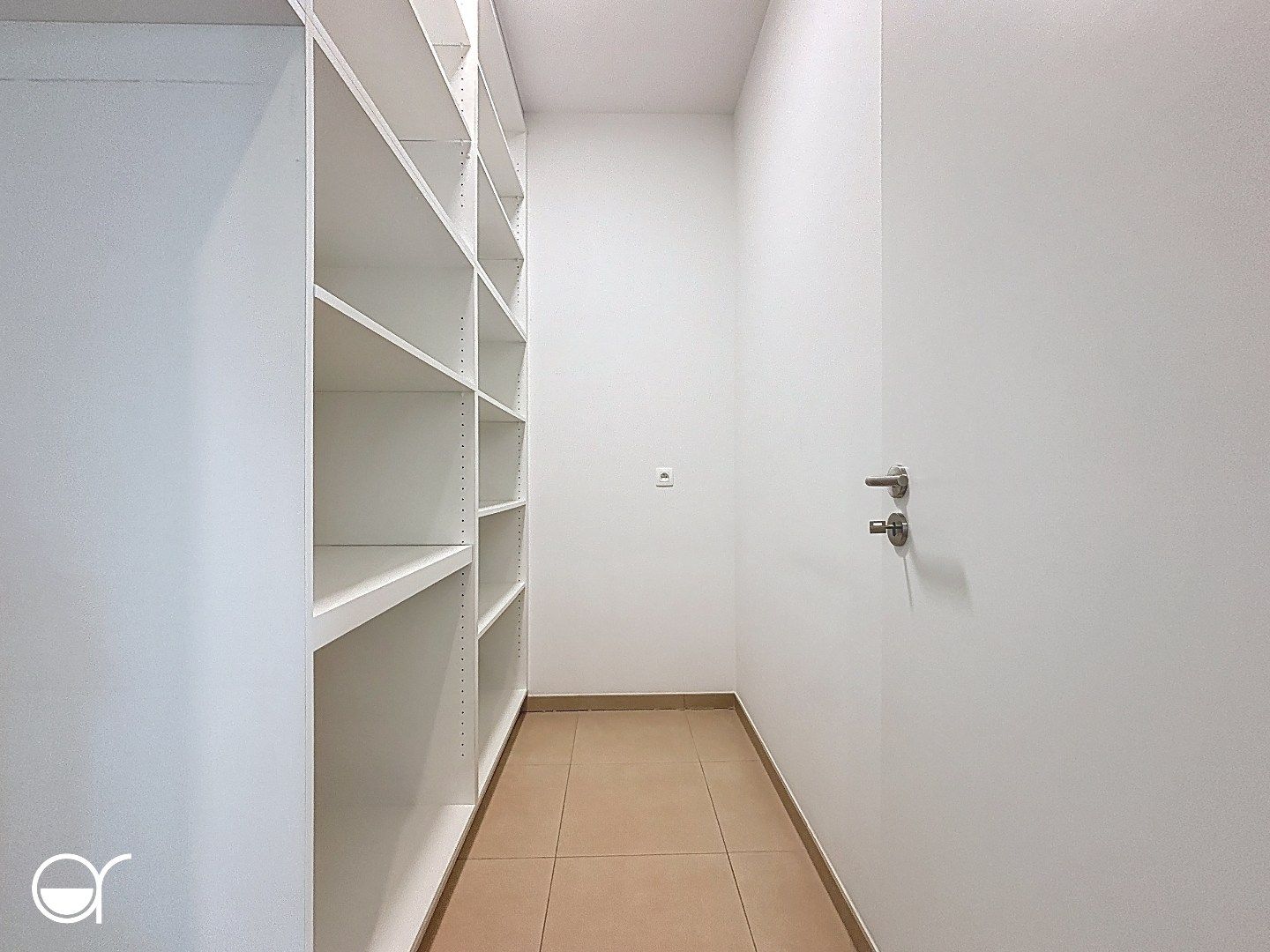 Luxueus appartement met terras & groenzicht in Wondelgem foto 16