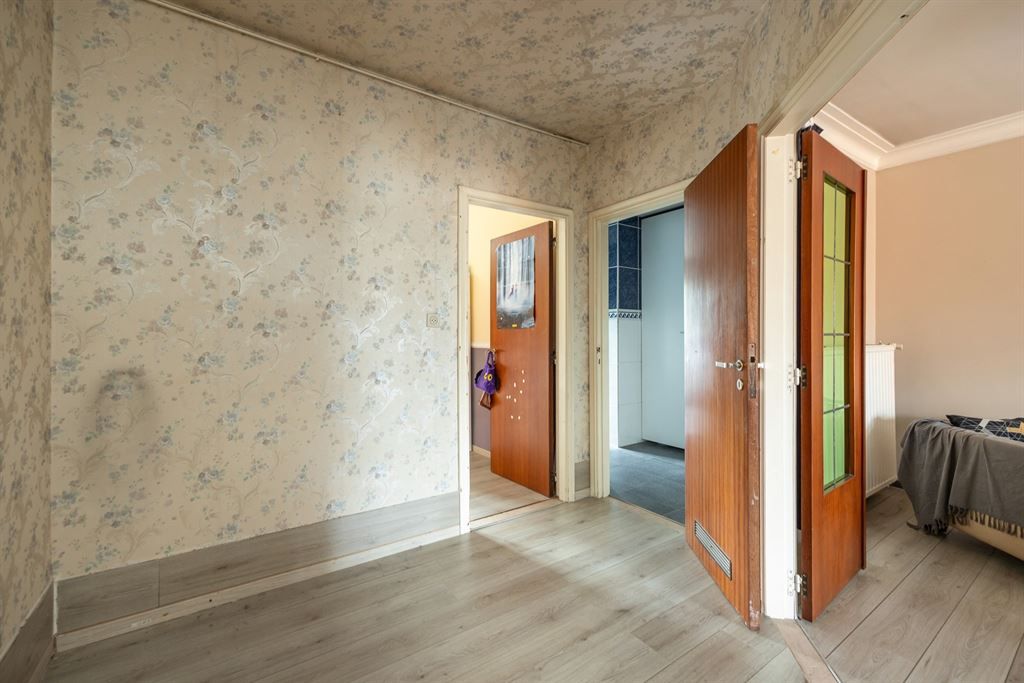Ruime bel-etage met 3 slpk en gezellige tuin foto 13