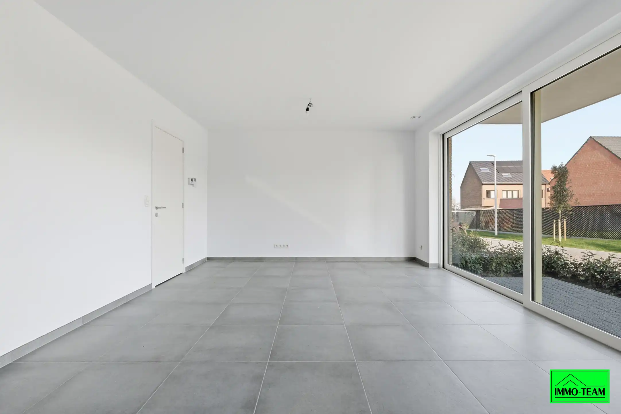 GLV APPARTEMENT MET TERRAS, TUIN EN ONDERGRONDSE STAANPLAATS foto 11