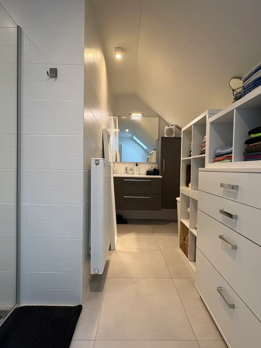 Gunstig gelegen, lichtrijk penthouse foto 19