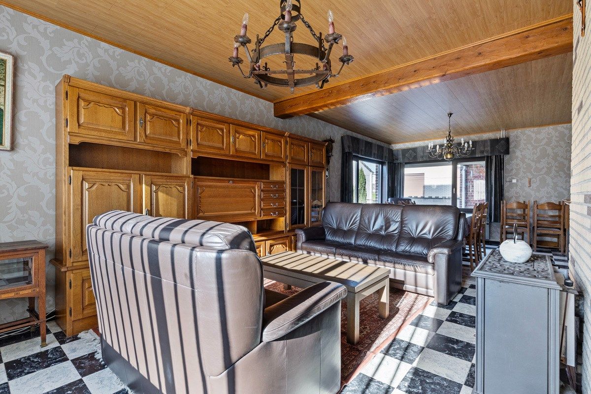 Rustig gelegen woning met 4 slaapkamers foto 9
