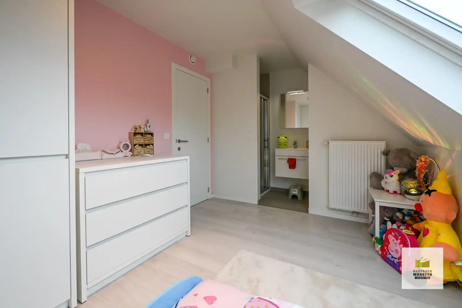 Luxueuze penthouse met groot terras, 2 slaapkamers en 2 parkeerplaatsen foto 10