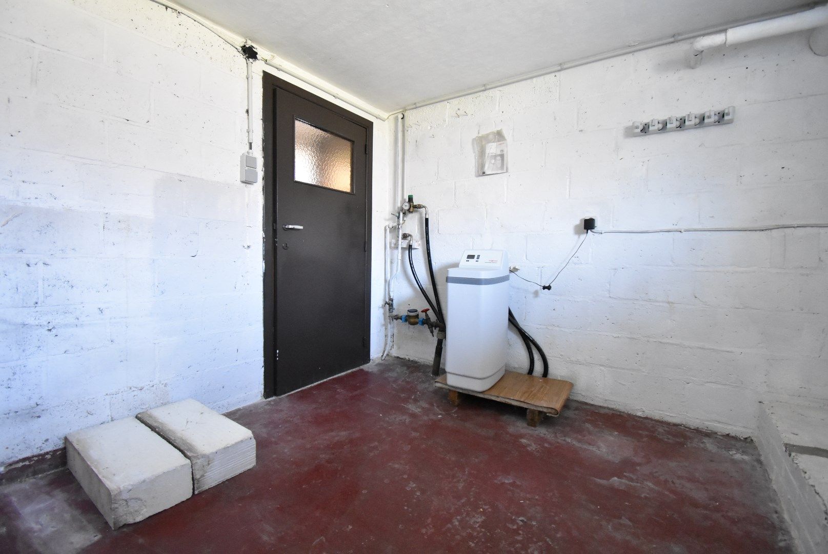** WACHTLIJST VOLZET **Verzorgde vrijstaande woning met 3 slaapkamers vlakbij centrum Hoeselt foto 30