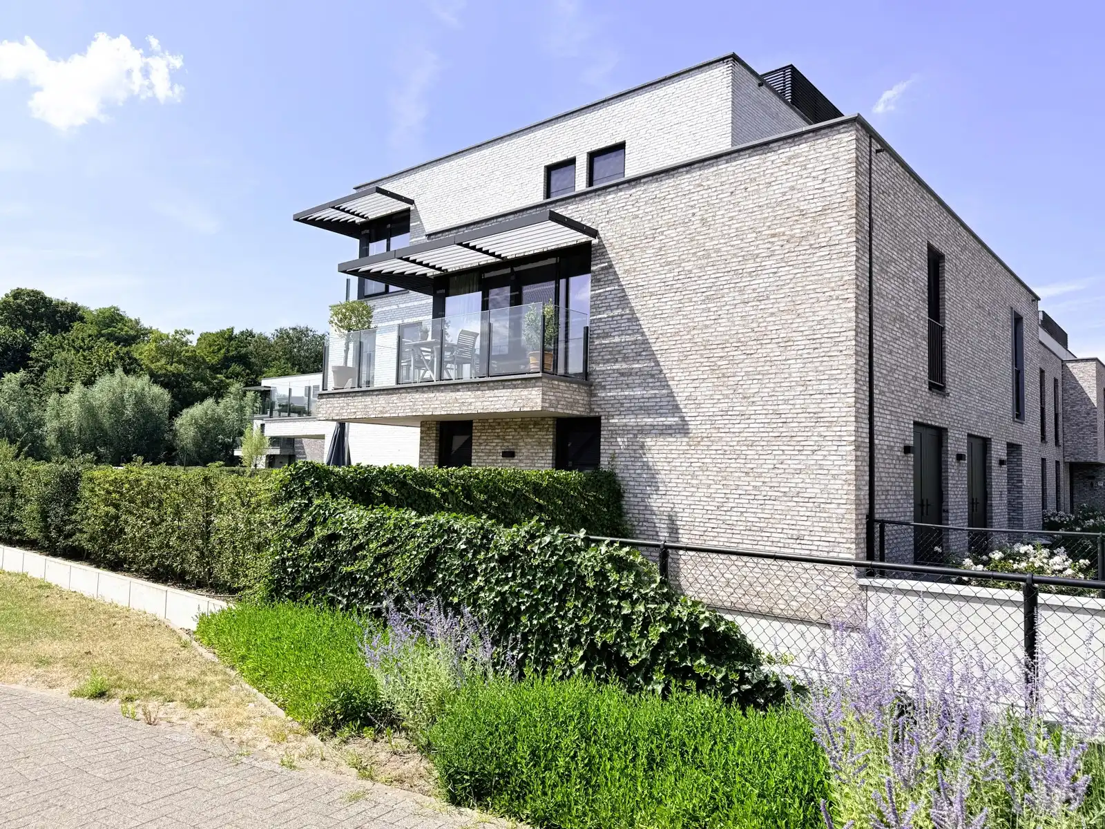 Appartement te huur foto 15