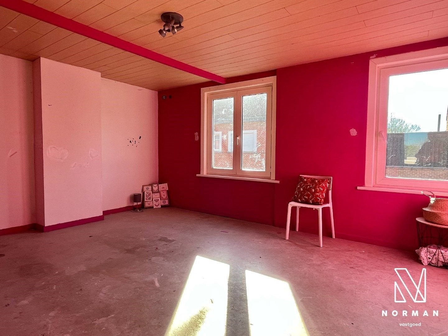 Deze charmante halfopen bebouwing is gelegen op een perceel van 232 m² foto 9