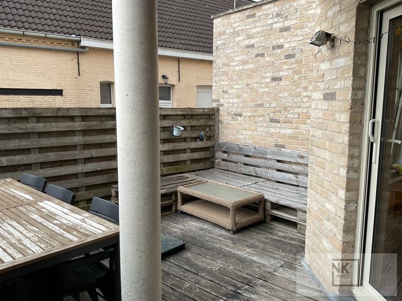 Gelijkvloers appartement met 2 slaapkamers, gezellig terras en autostaanplaats in het centrum van Lille! foto 10