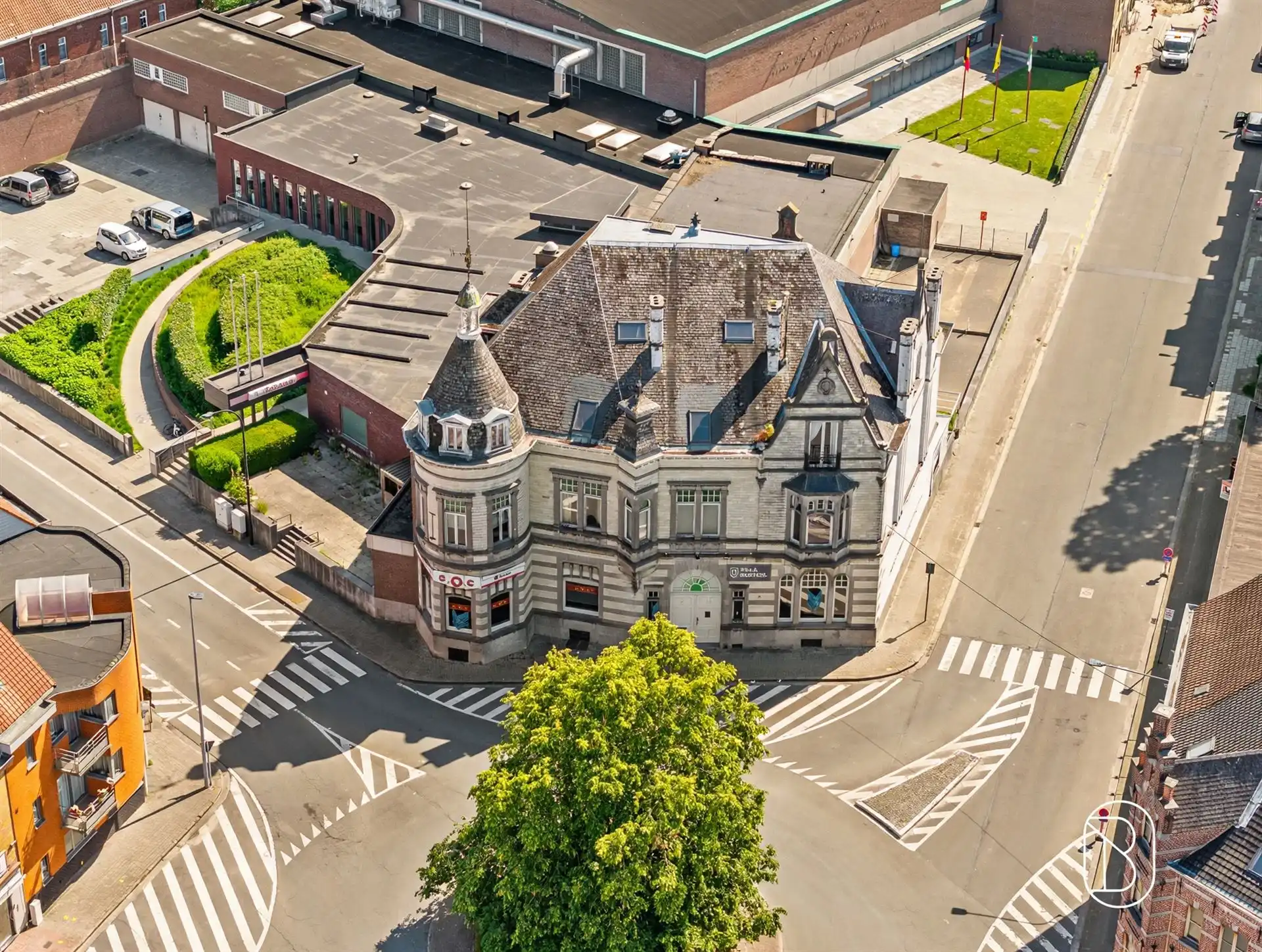 Prachtige HERENWONING met enorm veel POTENTIEEL foto 4