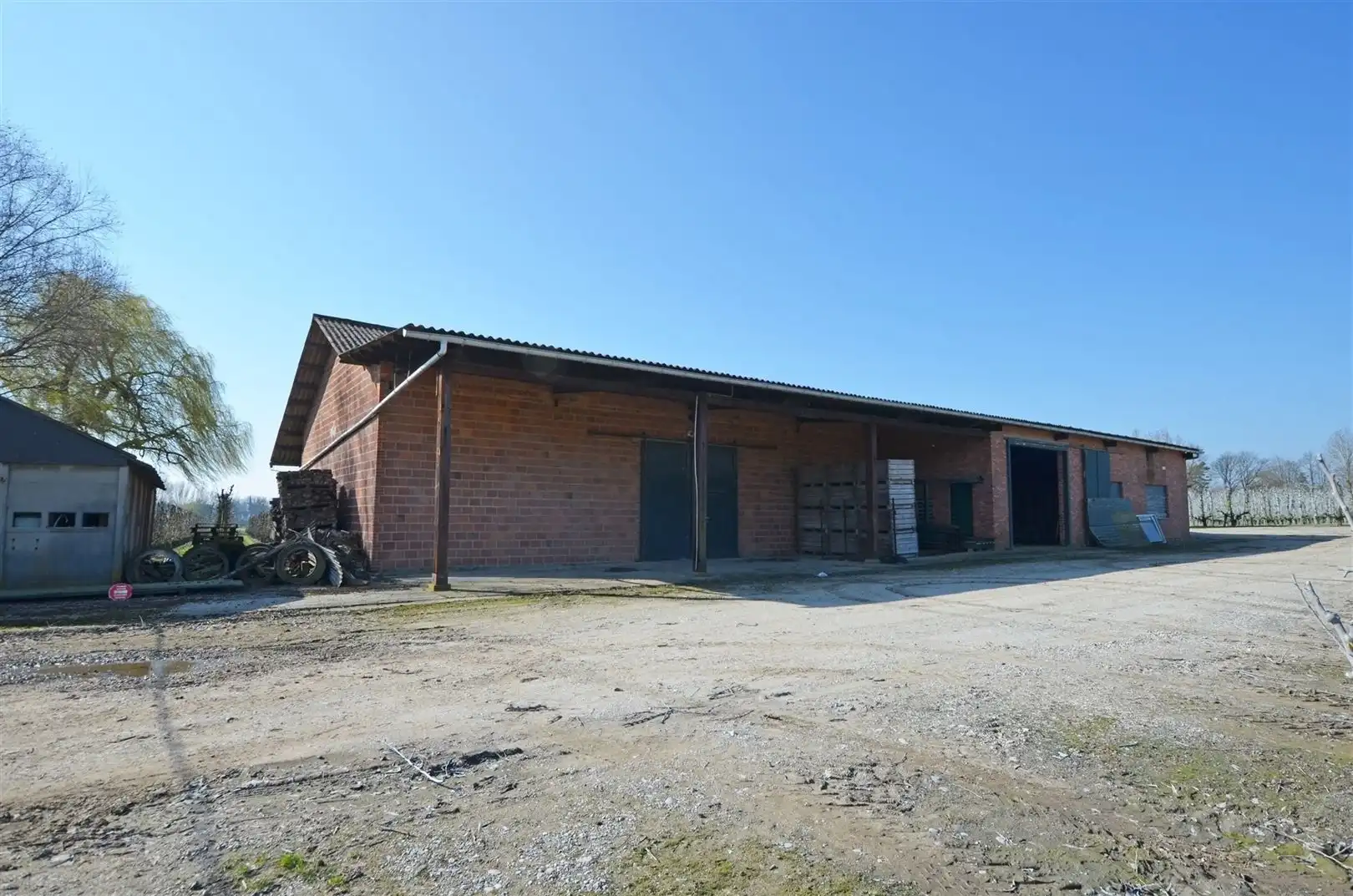 Villa + voorgelegen bouwgrond in residentiële straat  foto 20
