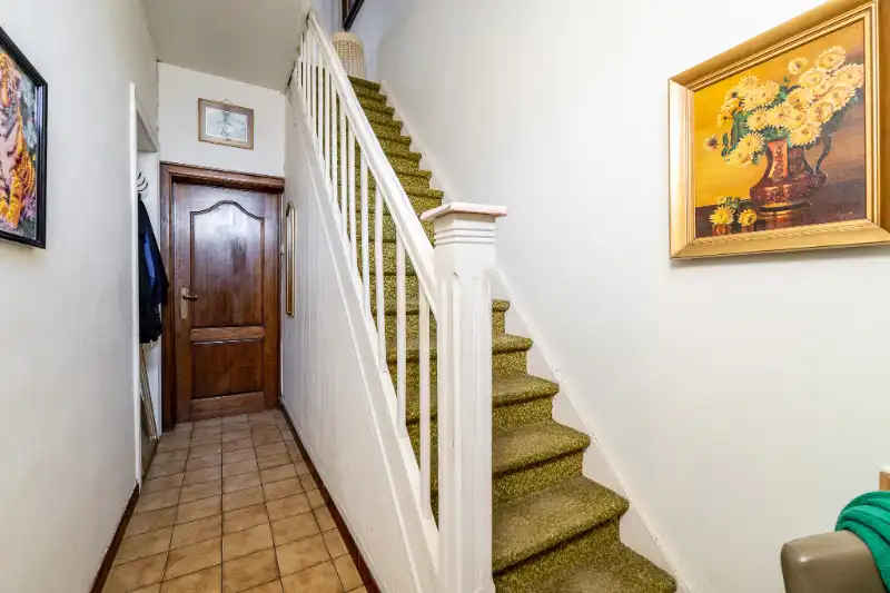 Halfopen woning met uitweg in centrum Ingelmunster. foto 3