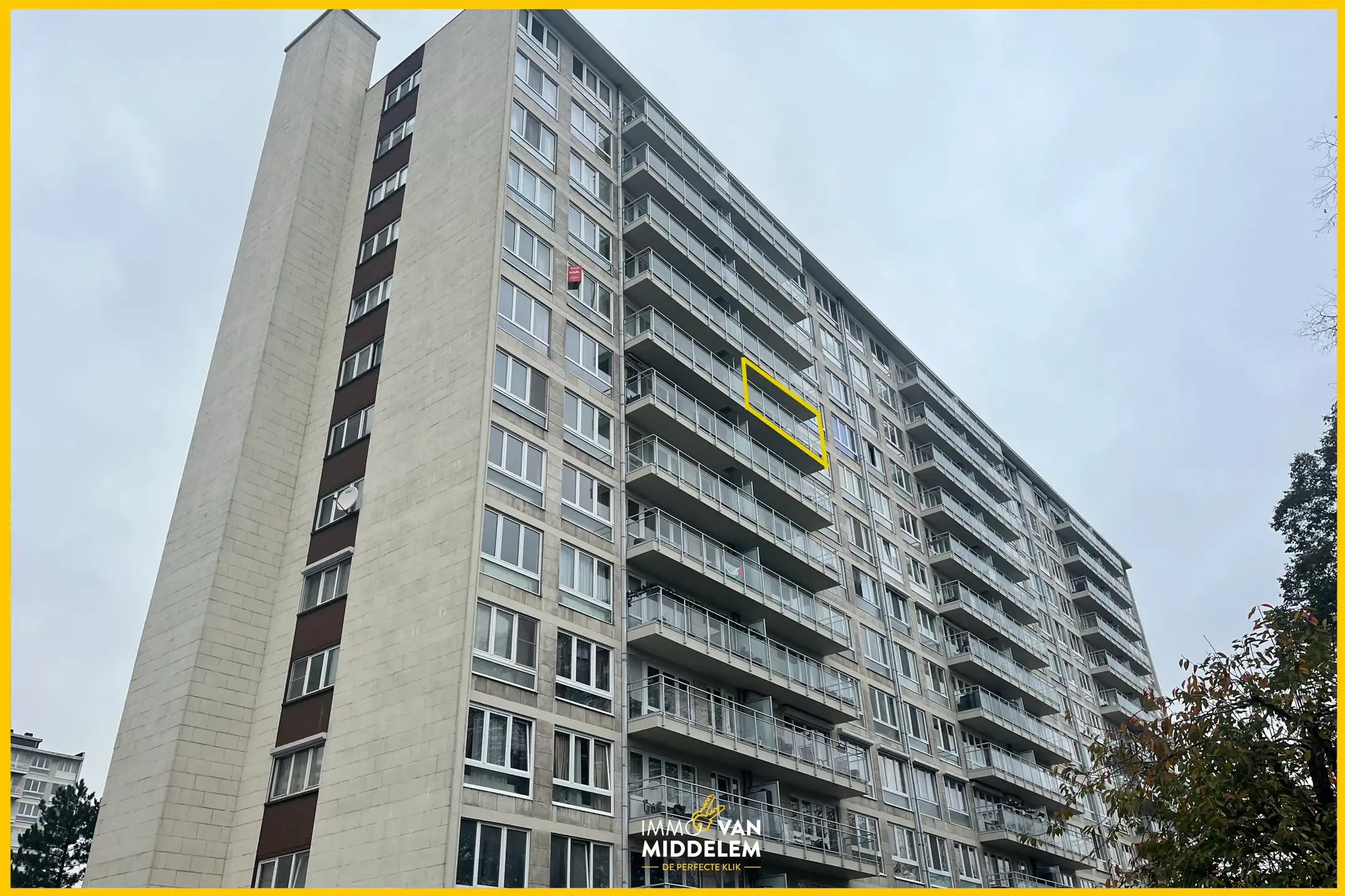 LICHTRIJK APPARTEMENT MET 2 KAMERS EN TERRAS foto 16