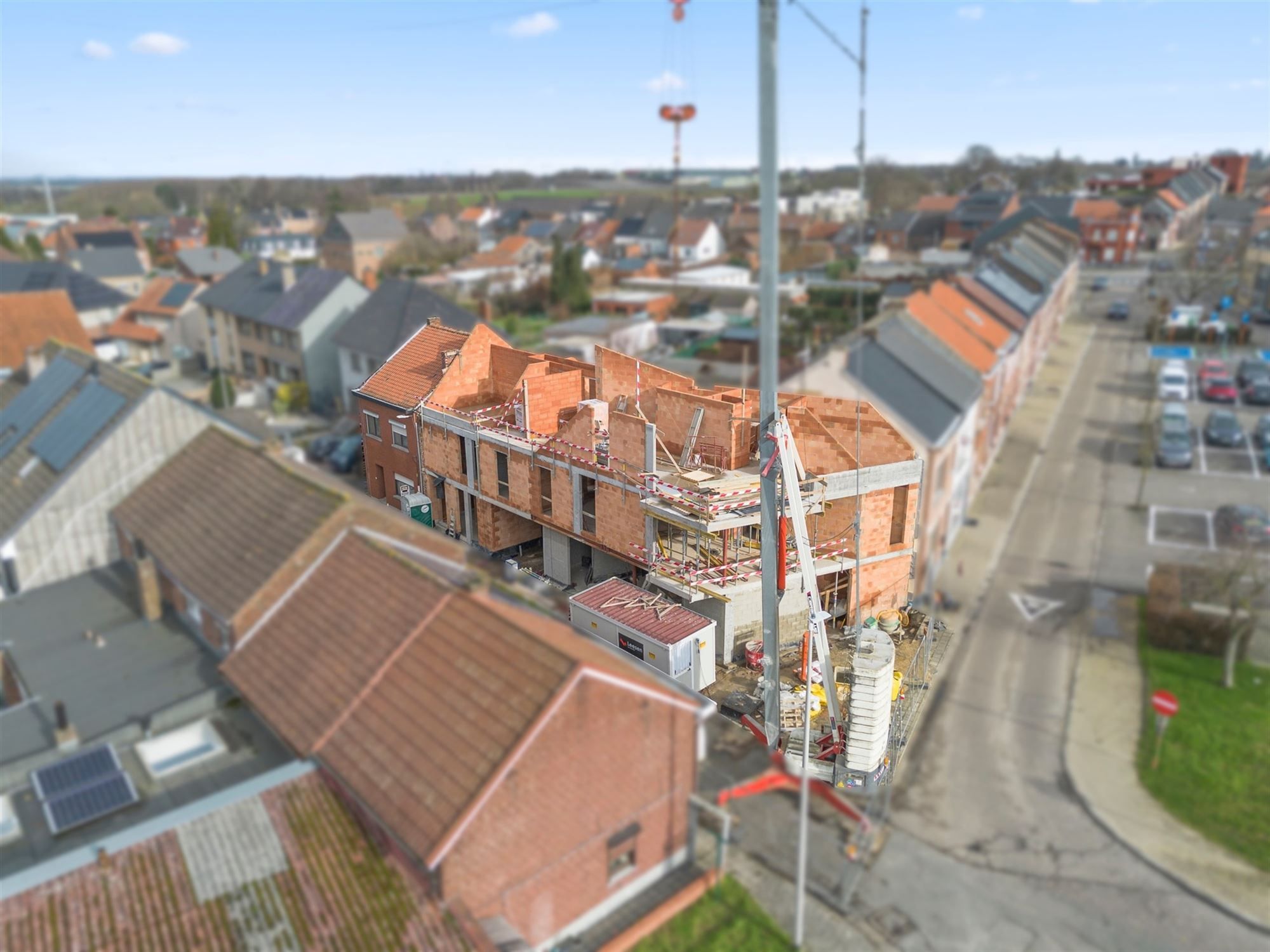 KNAPPE NIEUWBOUWWONING IN HET CENTRUM VAN BORGLOON (MOGELIJKHEID AANKOOP 6% BTW) foto 7