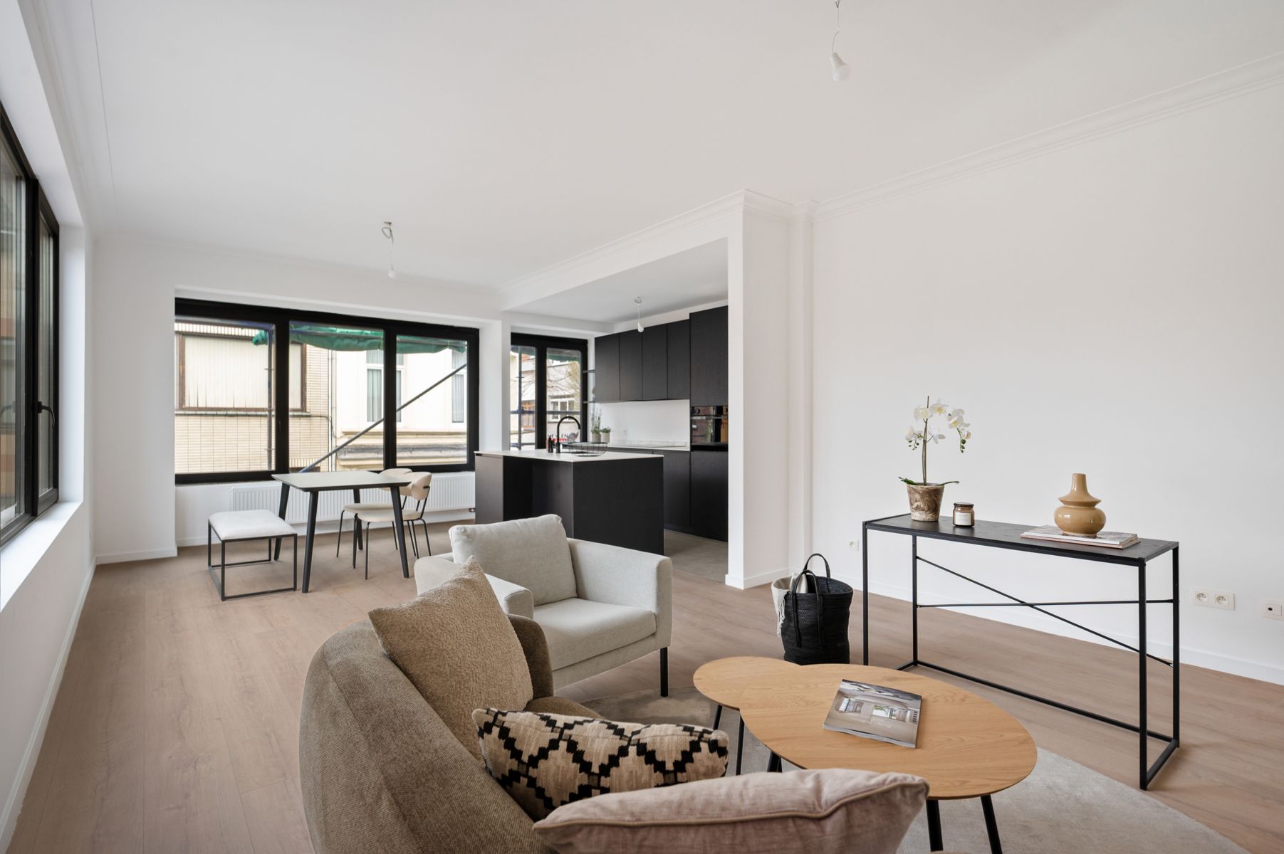 Comfort en stijl in Antwerpen-Noord! foto 4