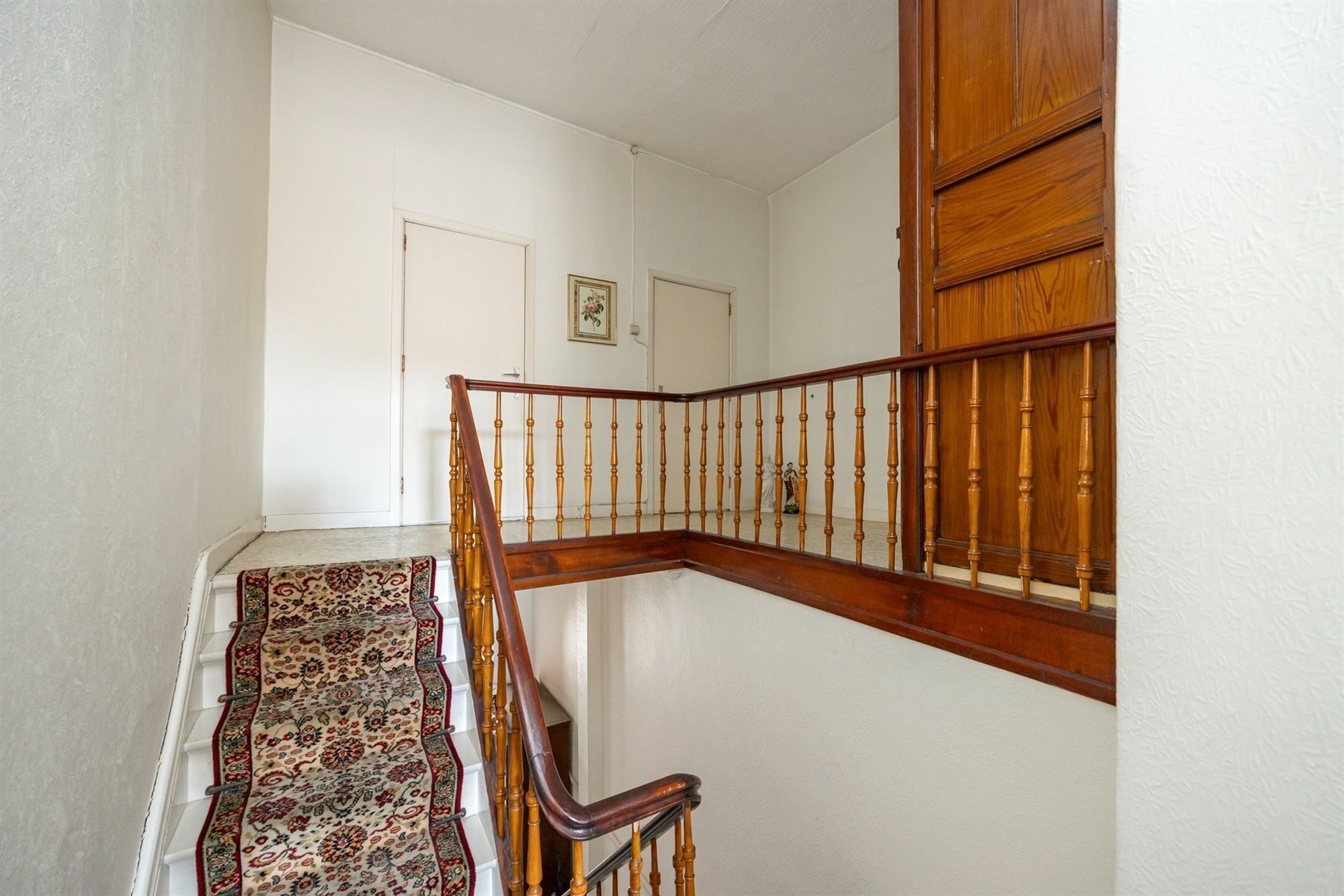 Ruime woning met 4 slpkmrs. en koer foto 15