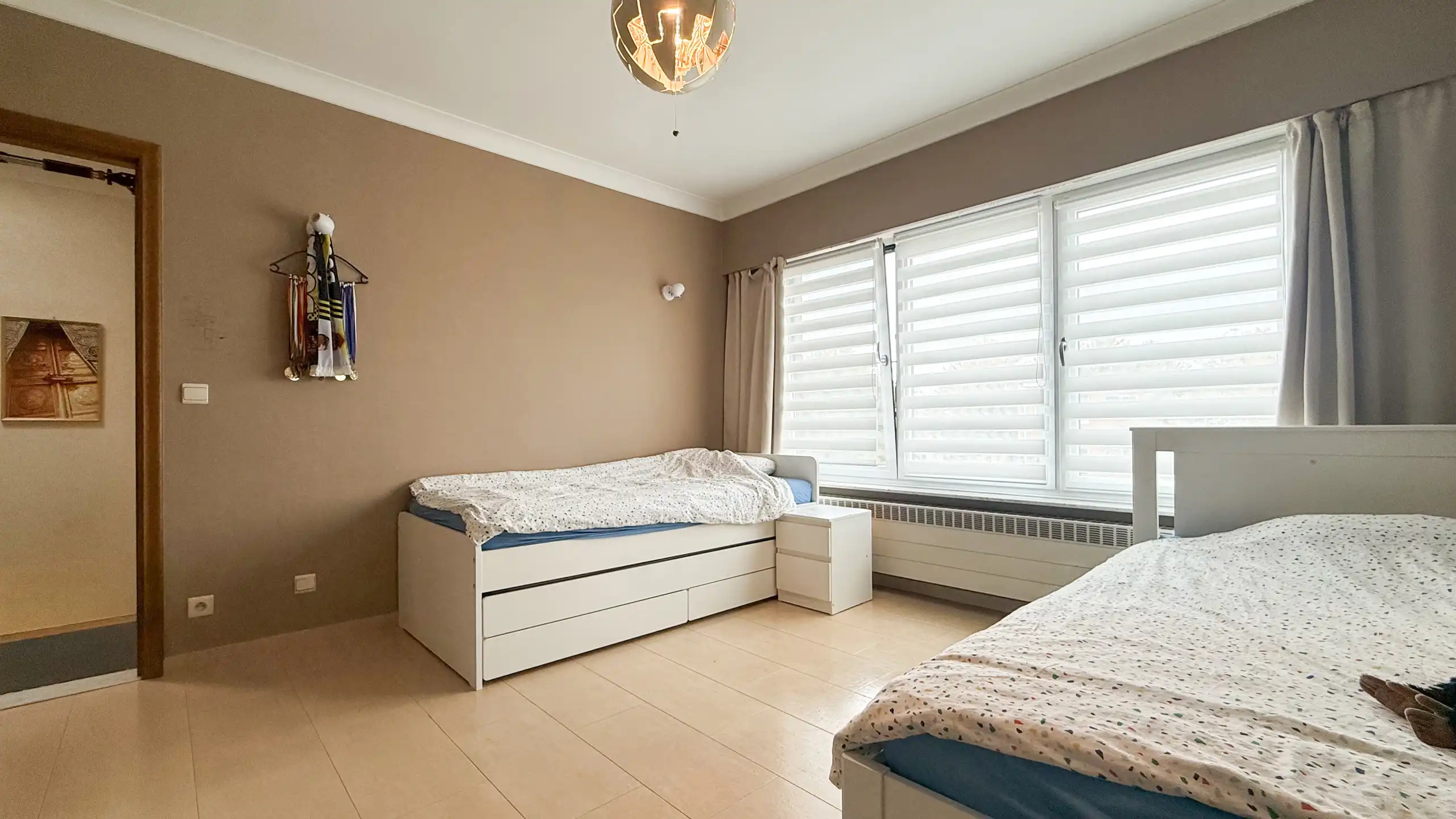 Volledig gerenoveerde woning met 3 slpks + garage en tuin! foto 27