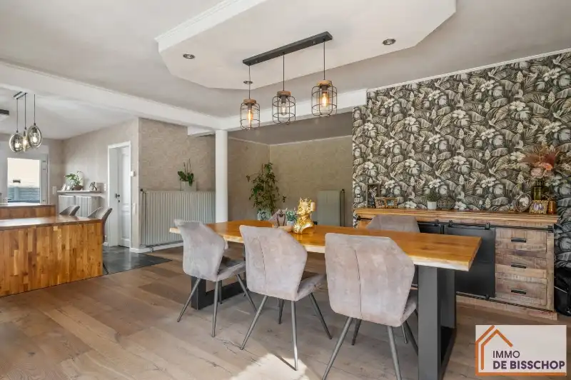 Prachtige dubbele woonst / koppelwoning met achterliggend magazijn en tuin foto 5