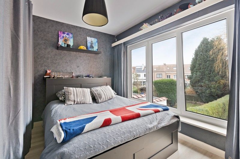 Ruime en instapklare bel-etage woning in Koningslo foto 11