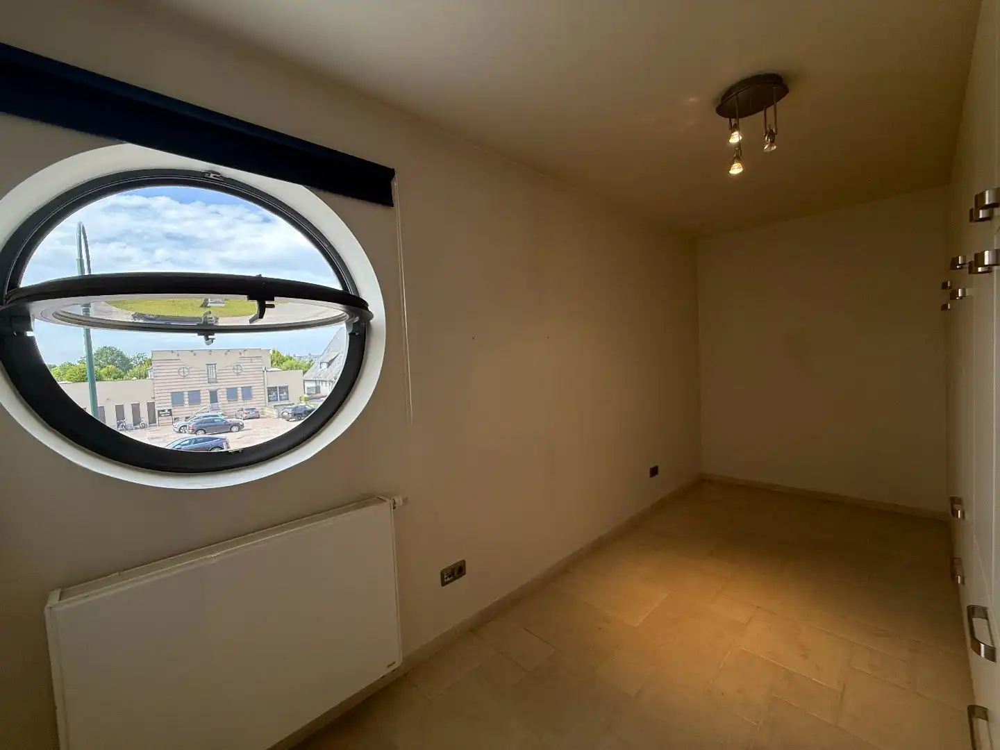 Riant en bemeubeld appartement met 5 slpks en daktuin in Balen-centrum ! foto 21