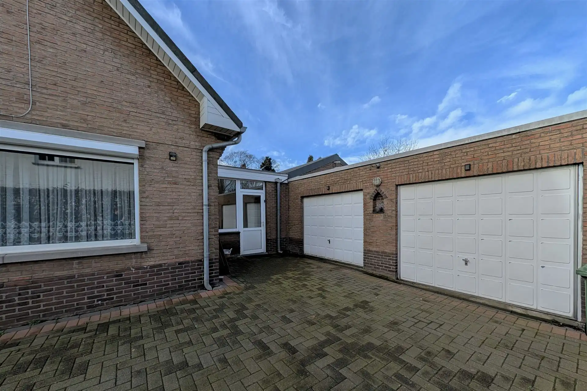 Statige woning op 9a15ca met 4 slpk. in verzorgde woonwijk te Kesselt foto 26