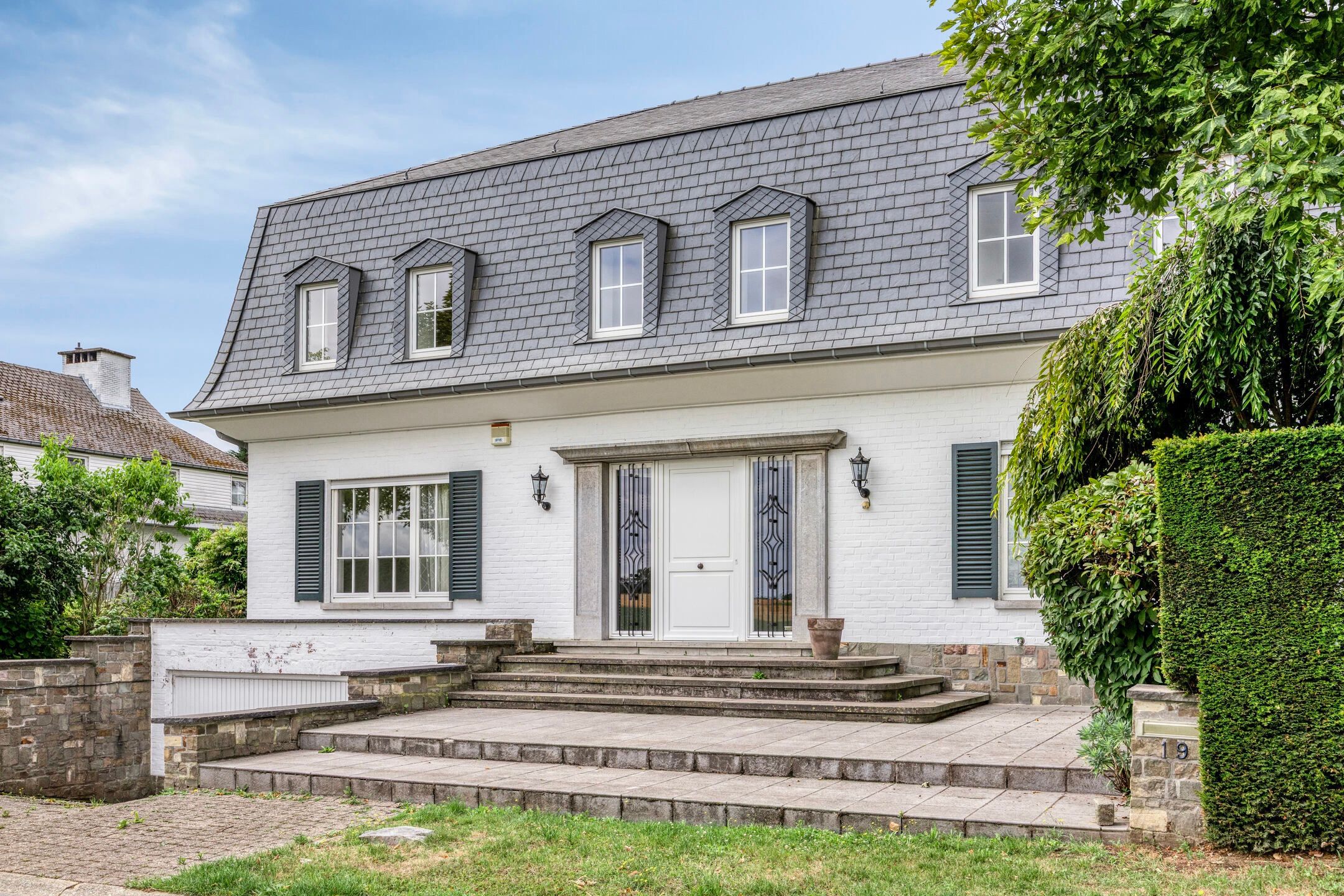 Prachtige Villa  met mooie tuin  foto 2