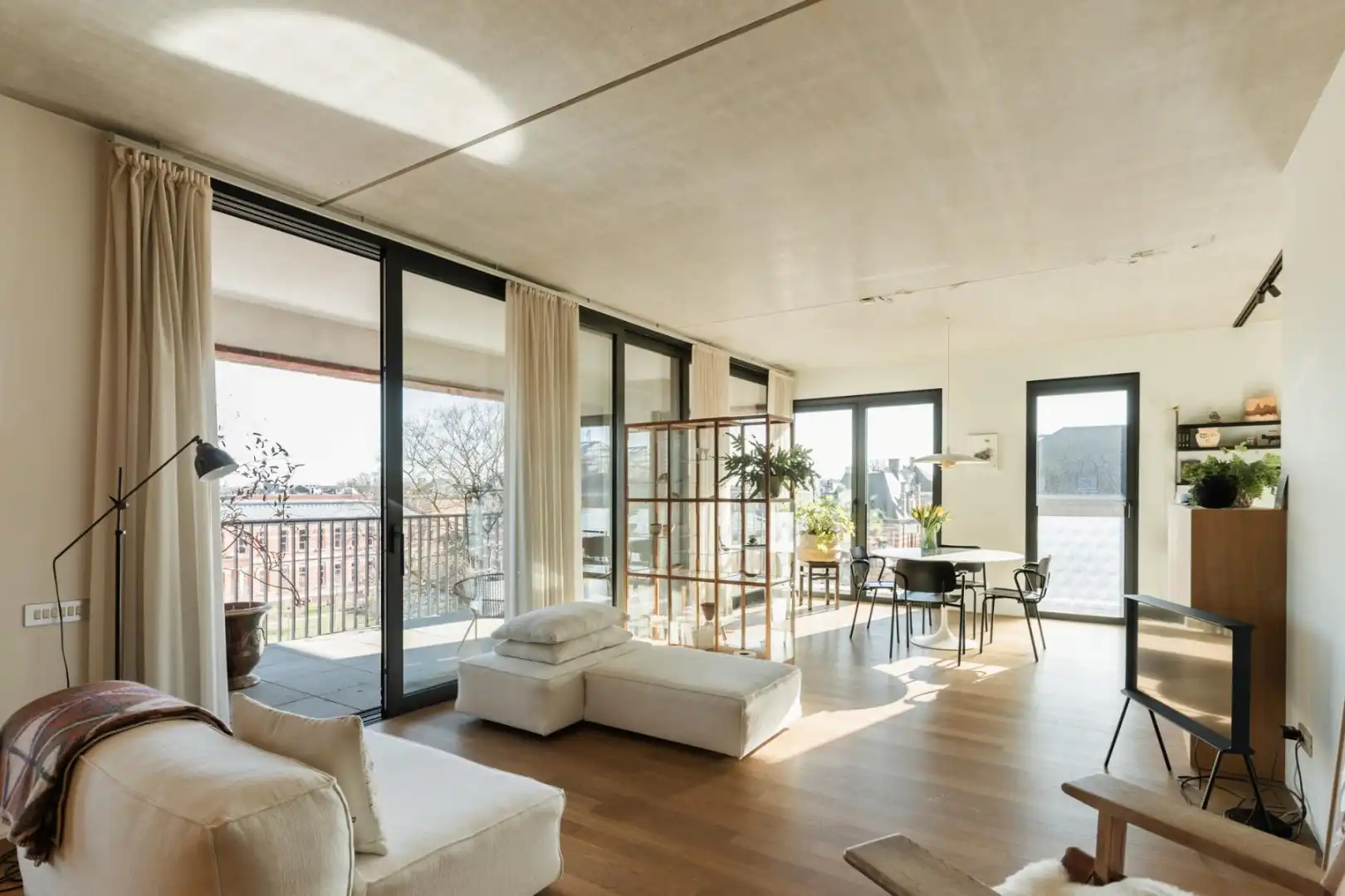 Appartement te huur Jules Bordetstraat 21 -/403 - 2018 Antwerpen