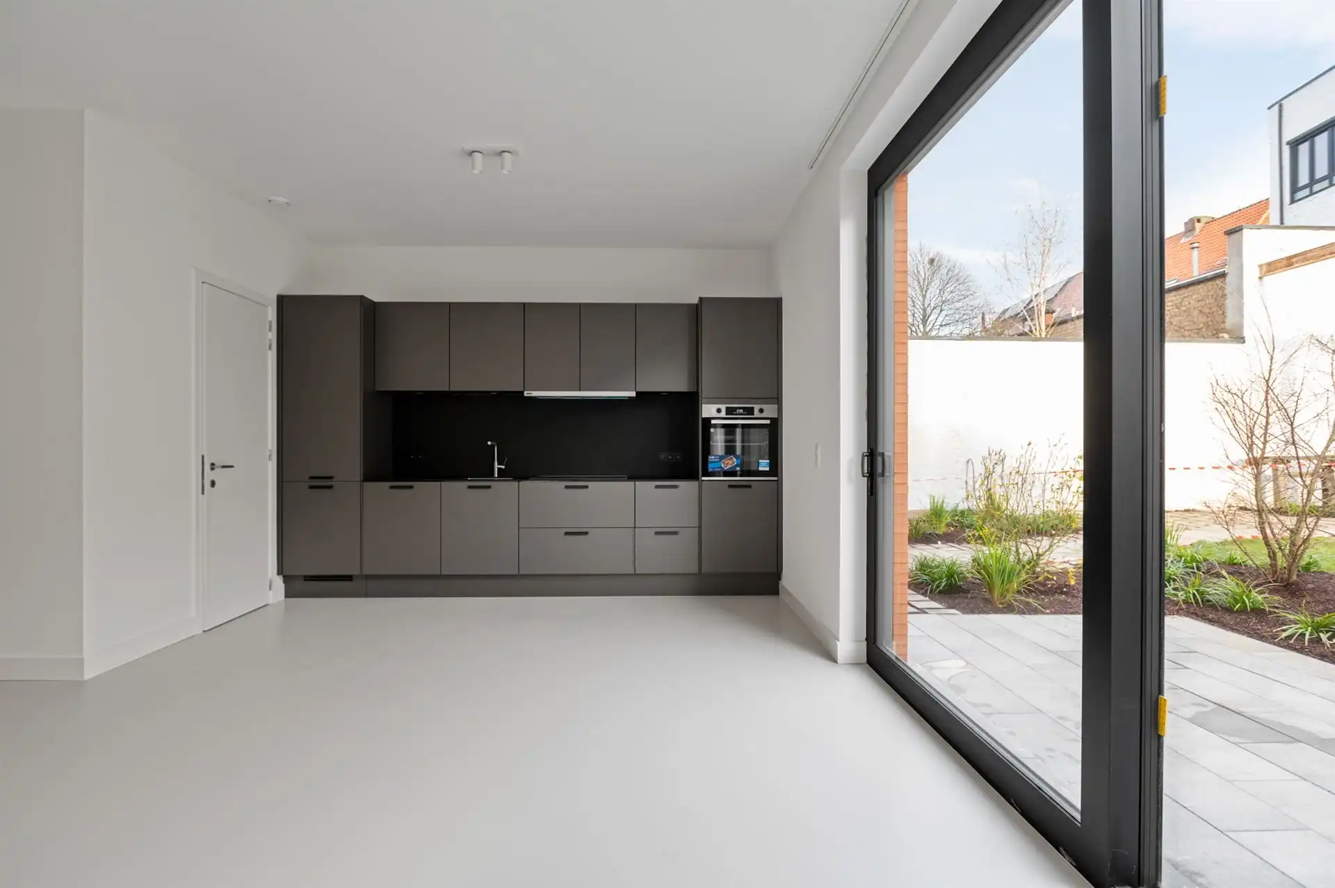 gelijkvloers nieuwbouw 2slk appartement met tuin foto 5