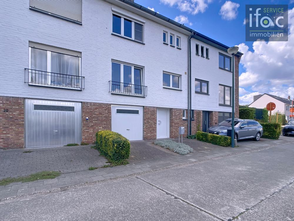 Rijhuis te koop foto 29