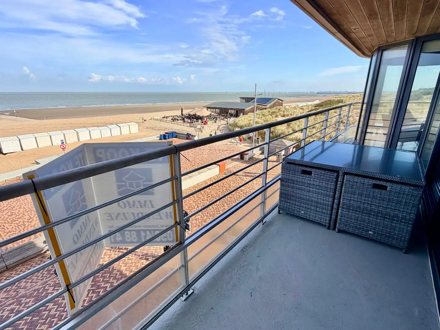 Prachtig Hoekappartement met Panoramisch Zee- en Duinenzicht foto 9
