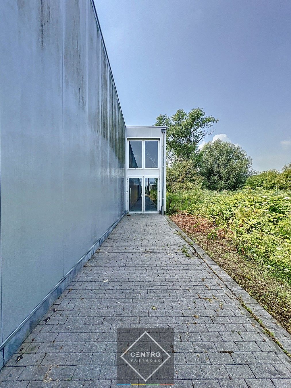 Toonzaal met kantoor/handels/praktijkruimte (± 500m²) op TOP-ligging langs de N50 te Kuurne ! foto 27