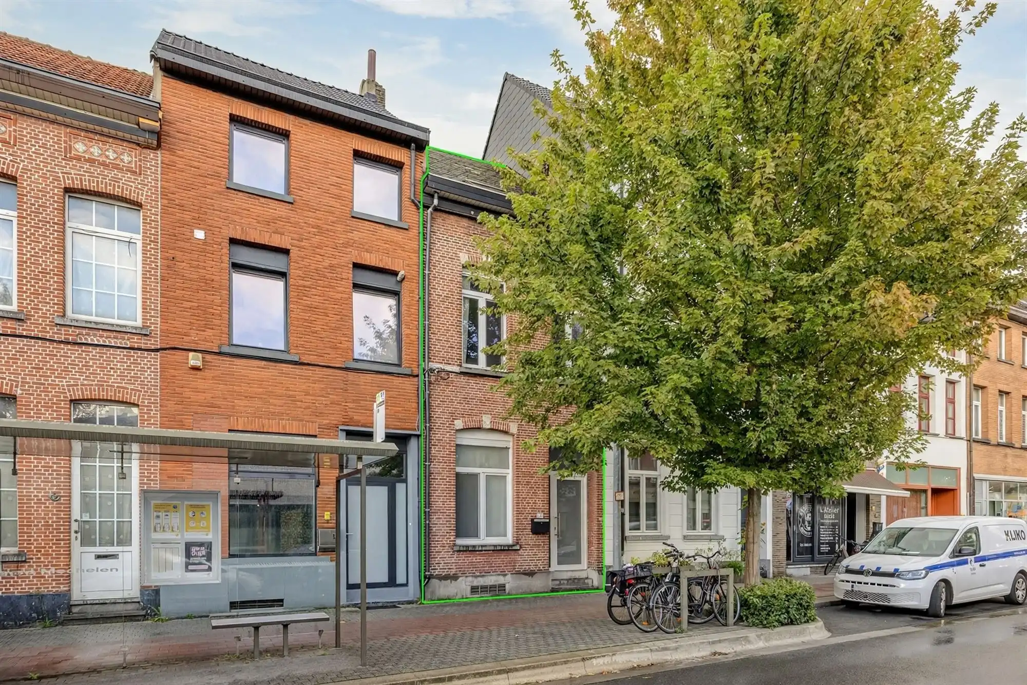 Hoofdfoto van de publicatie: Woning met drie slaapkamers en tuin in Mechelen