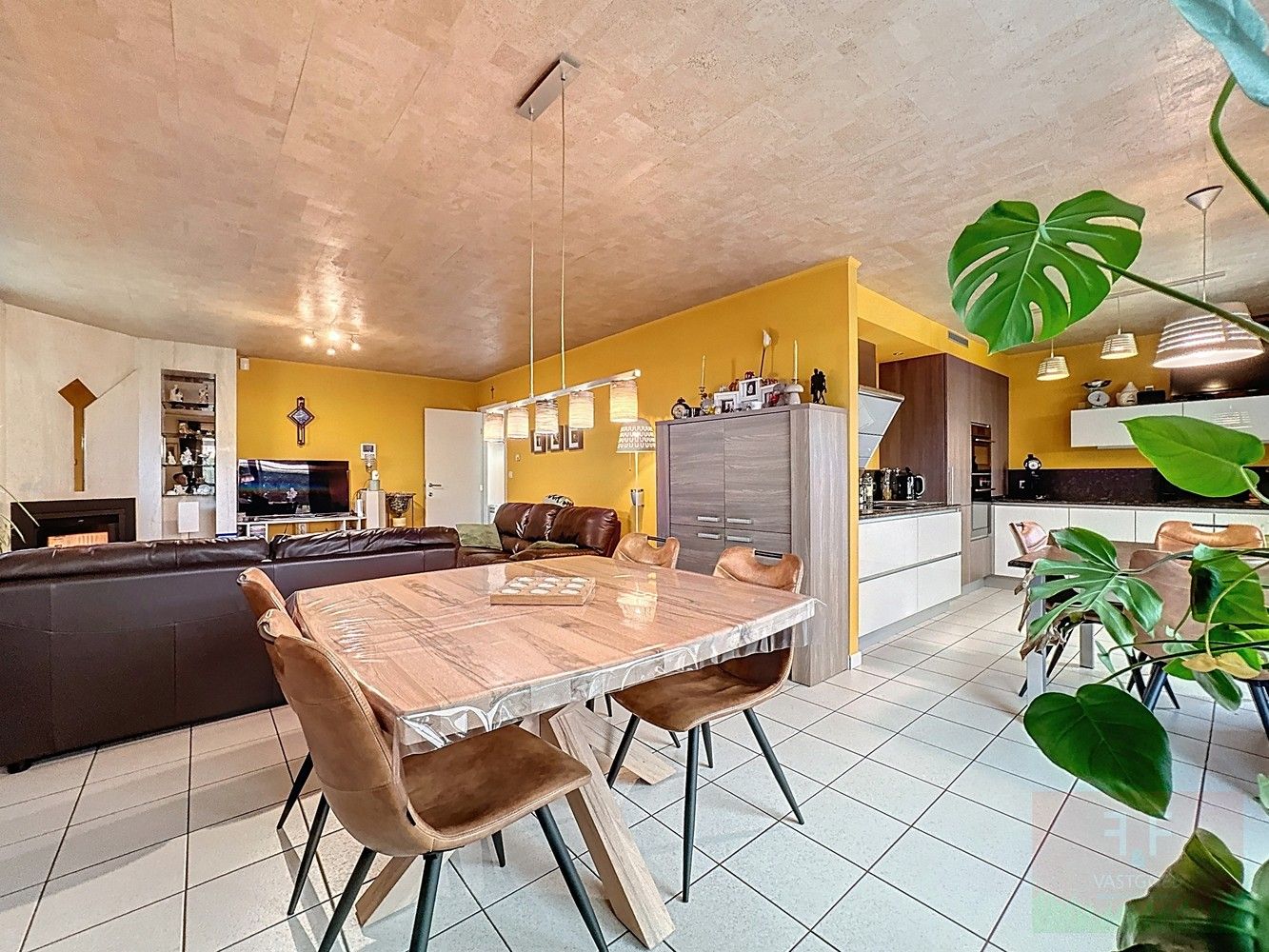 Instapklare energiezuinige vrijstaande bungalow met 3 slaapkamers en inpandige garage foto 4