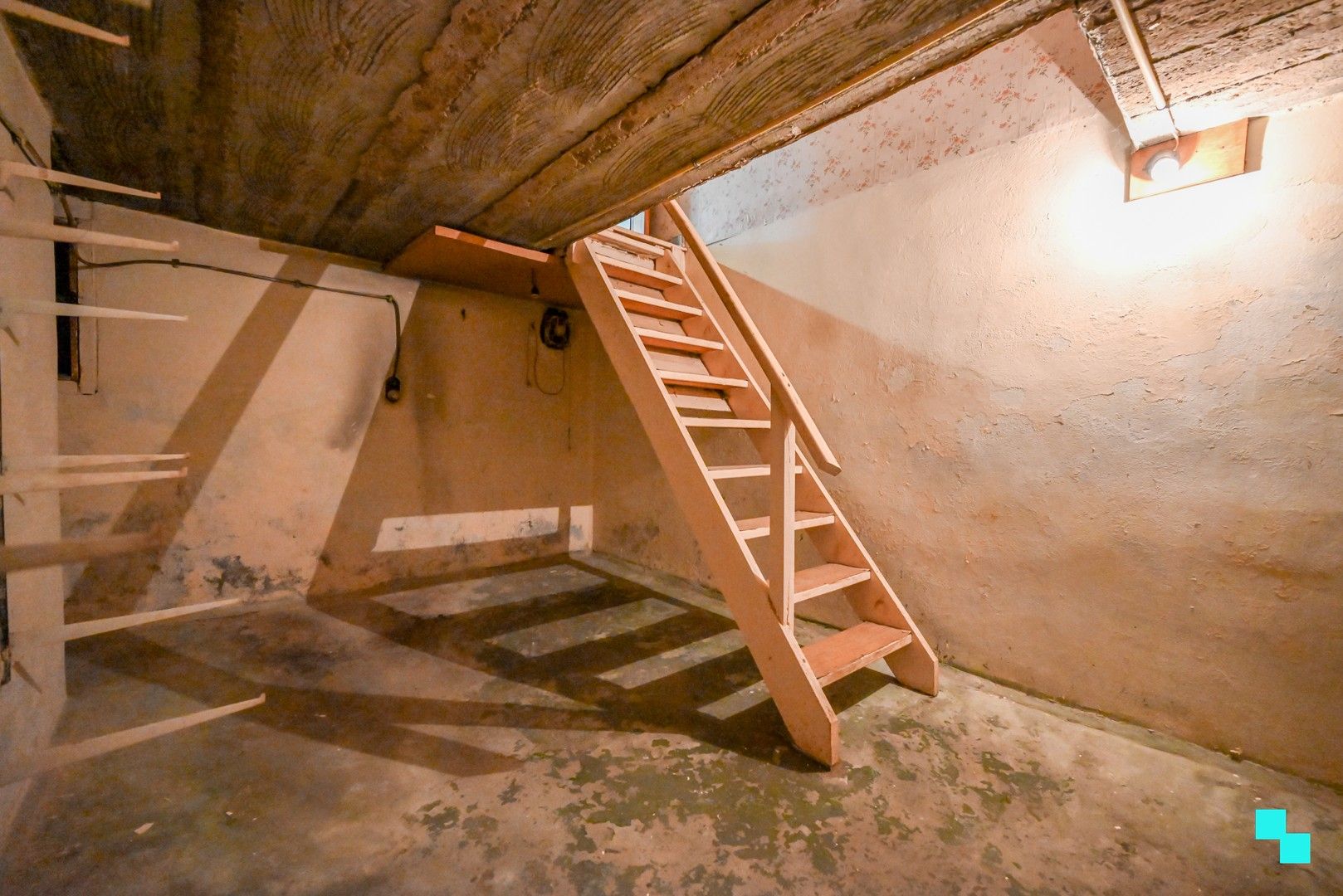 Ruime eengezinswoning te Emelgem foto 9