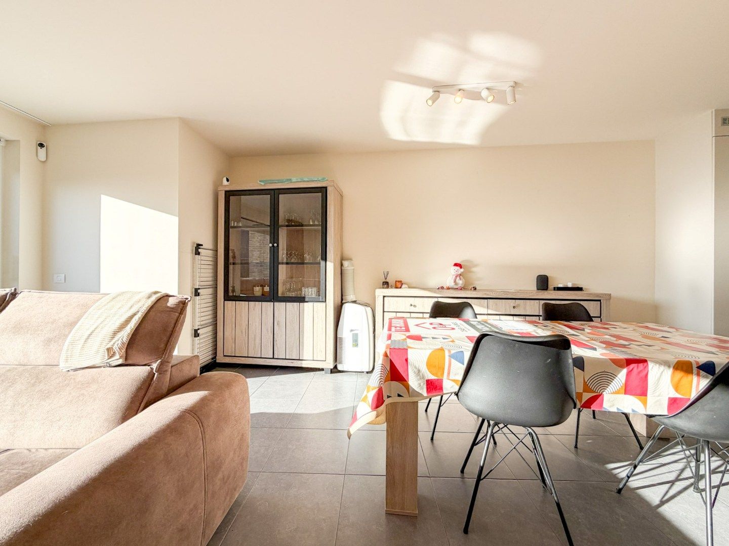 Energiezuinige woning, perfect instapklaar, met 4 slpk en ruime garage, Lichtervelde foto 9