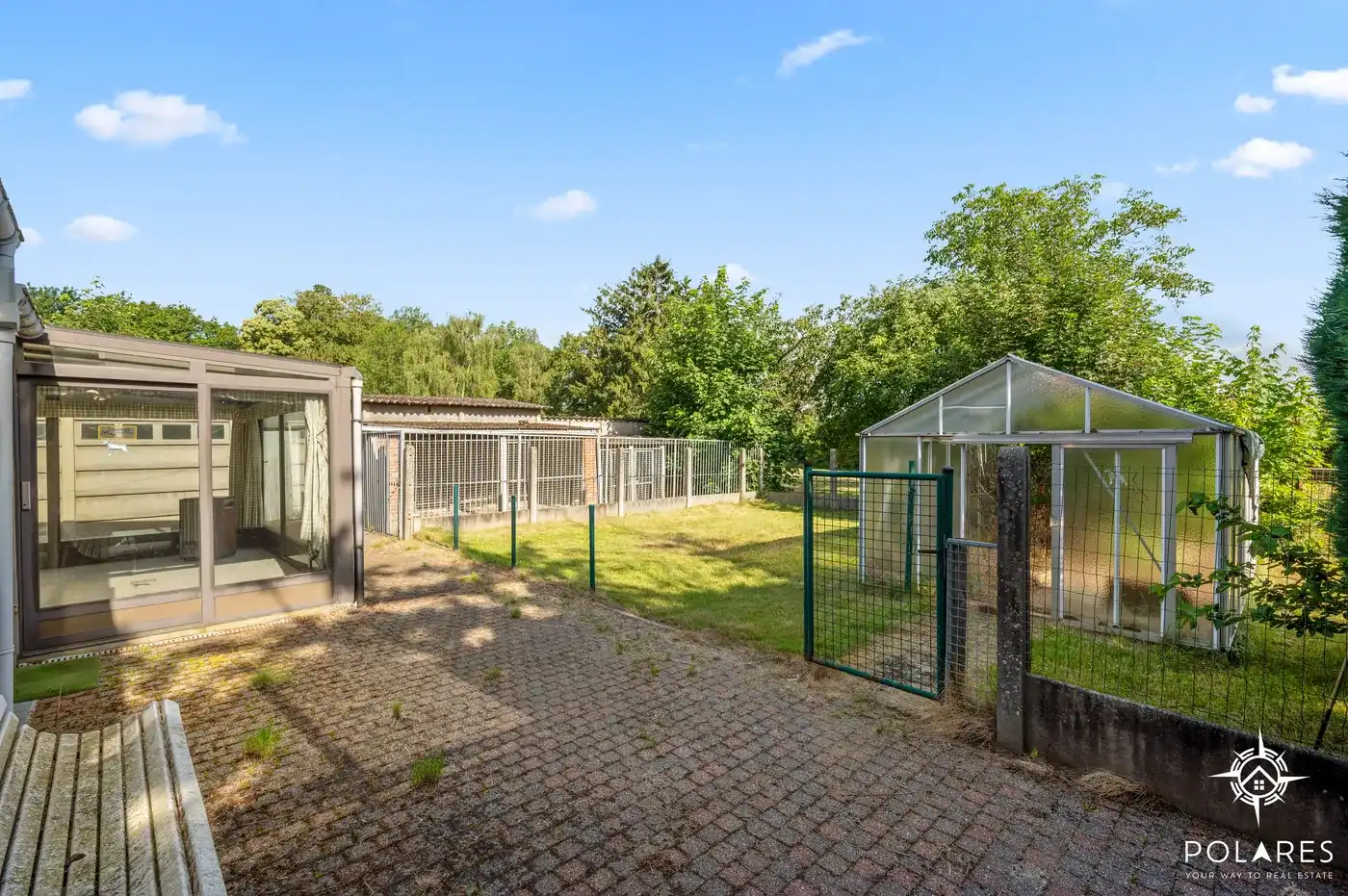 Woning op ruim perceel in doodlopende straat foto 21