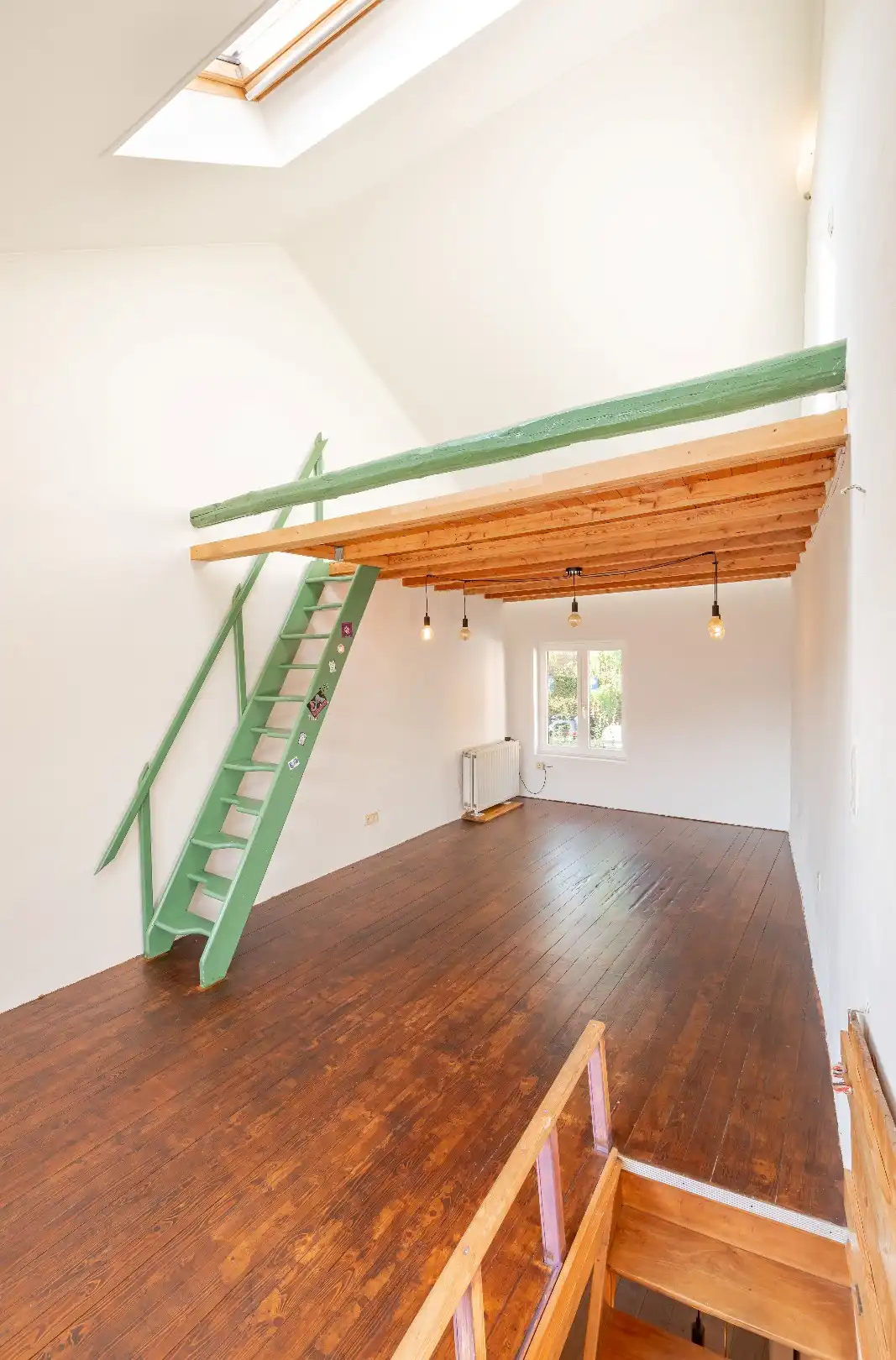 Leuke rijwoning op idyllische stadslocatie foto 11