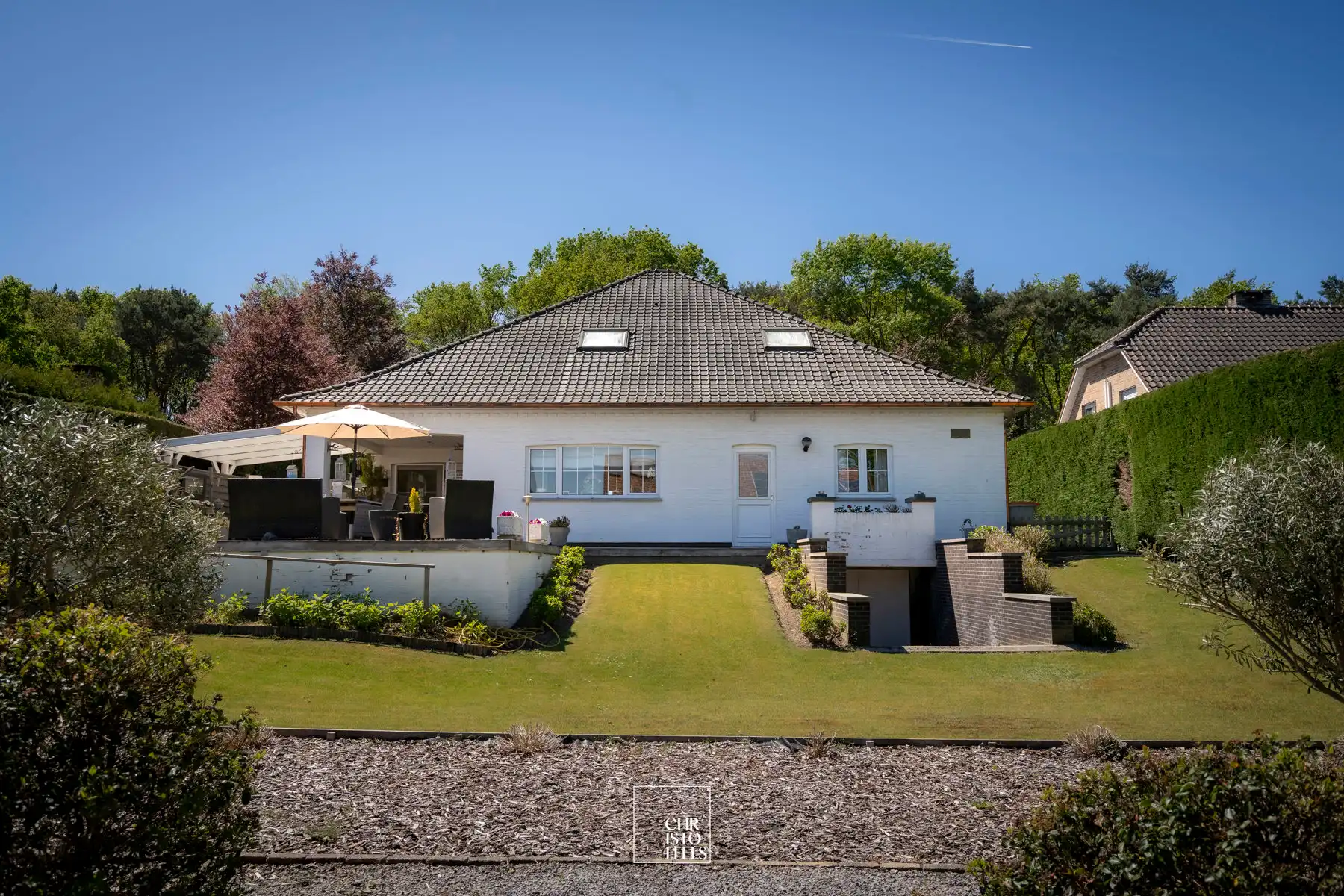 Charmante villa op een perceel van 1.136 m² in bosrijke omgeving foto 16